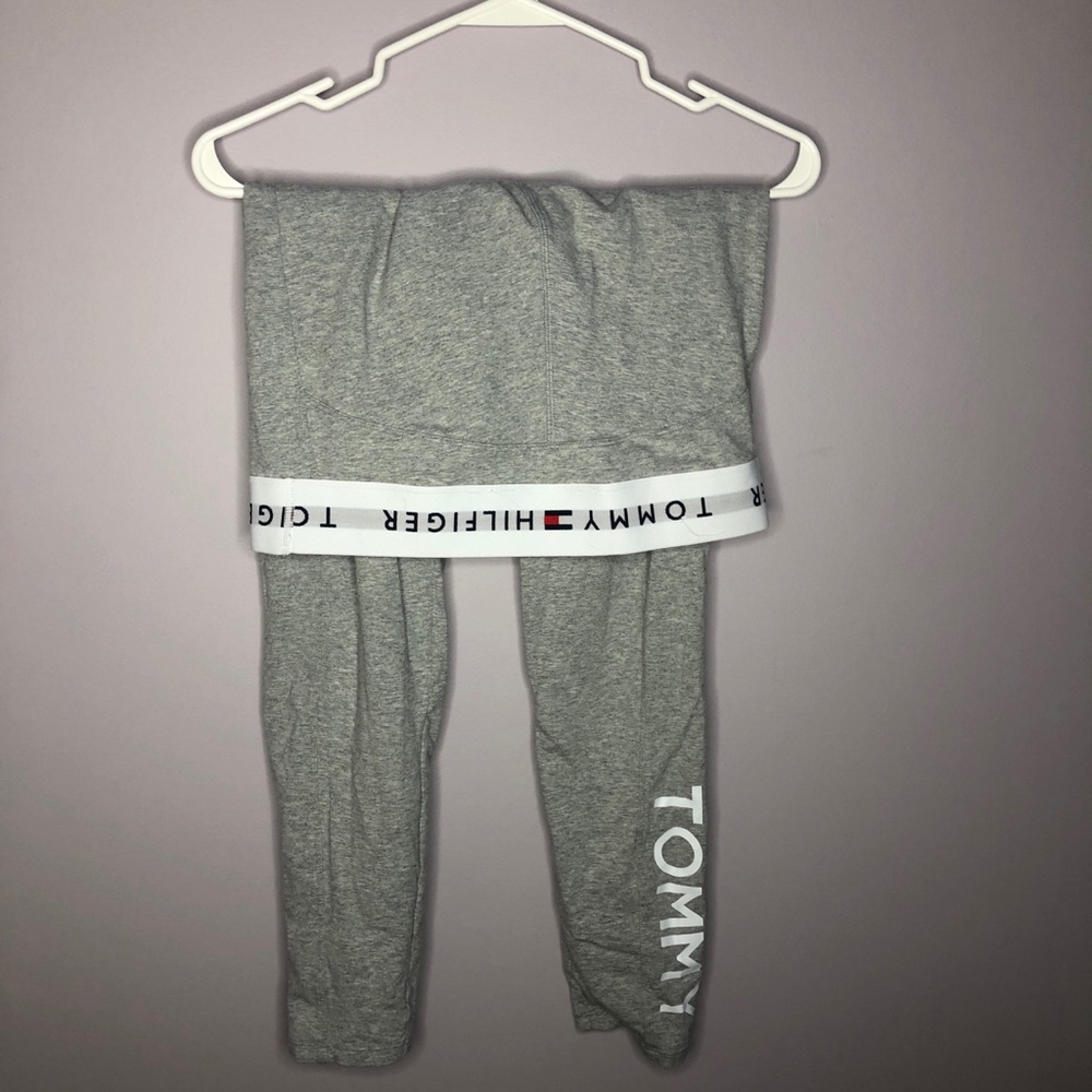 Tommy Hilfiger gray leggings